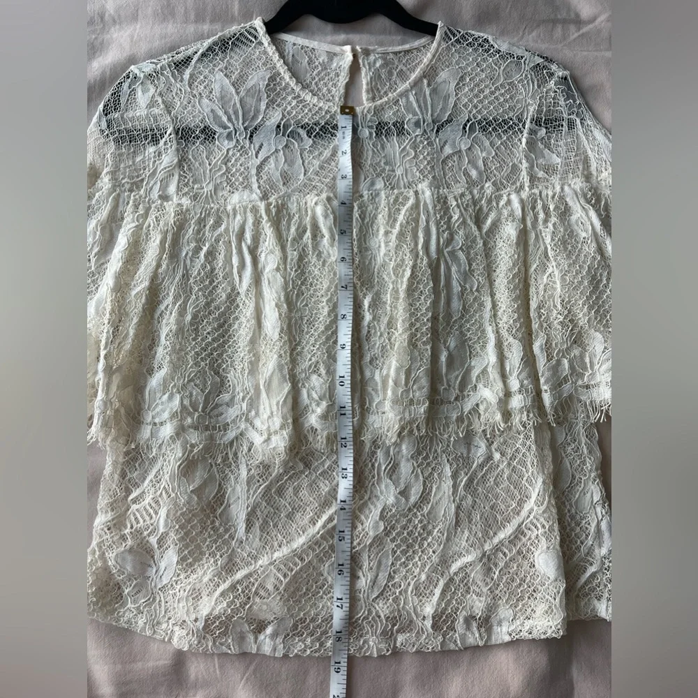 Lacy Ruffled Top - Picture 4 of 4